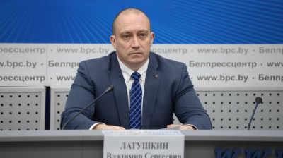 Опасные погодные явления на дороге. Улично-дорожные работы, отчистка и обработка антигололедными смесями дорог в столице в зимнее время