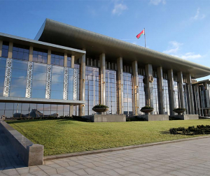 Александр Лукашенко поздравил служащих и ветеранов Западного оперативного командования ВС Беларуси