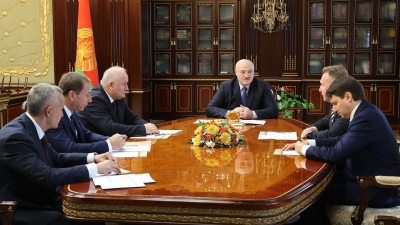 Встреча с председателем российской госкорпорации развития "ВЭБ.РФ" Игорем Шуваловым